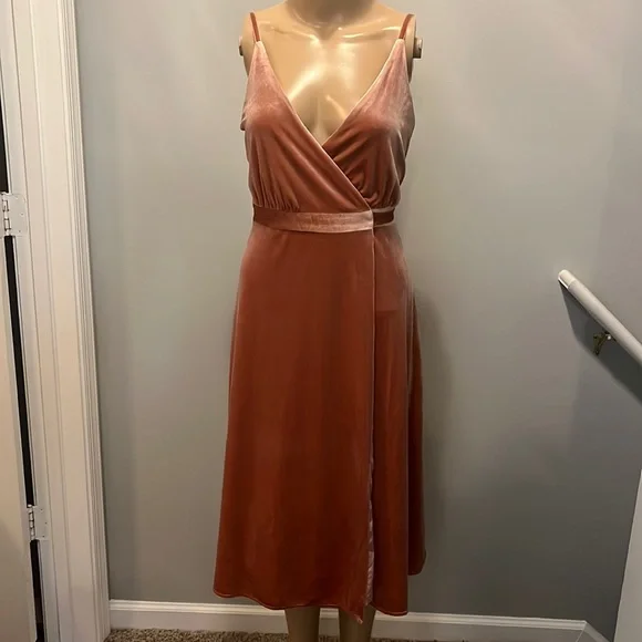 knee length dresses for ladies Jade Velvet Dress main image 0